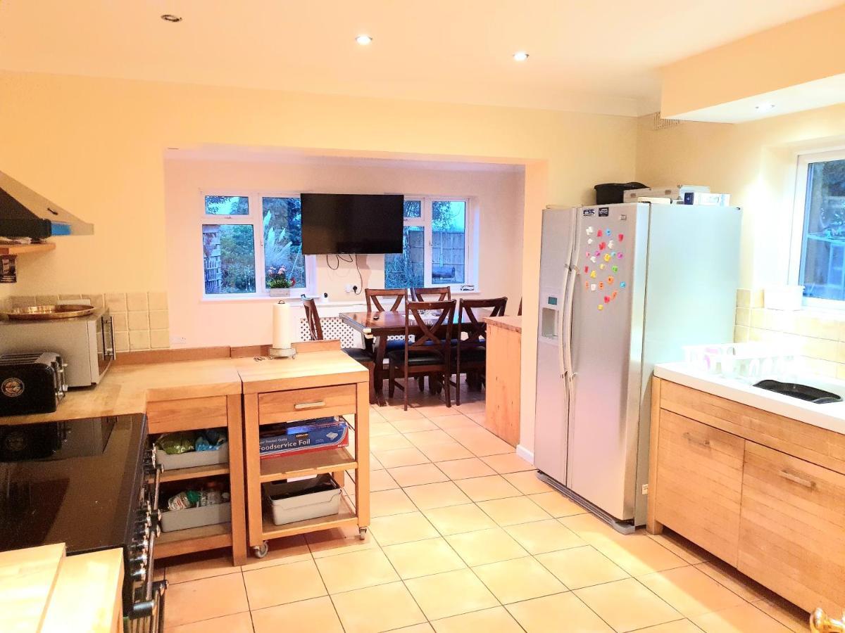 Specious 3Bed Property With Parking & Large Garden Aveley Extérieur photo